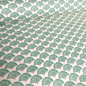 coton-enduit-tissu-coupon-impermeable-nappe-trousse-toilette